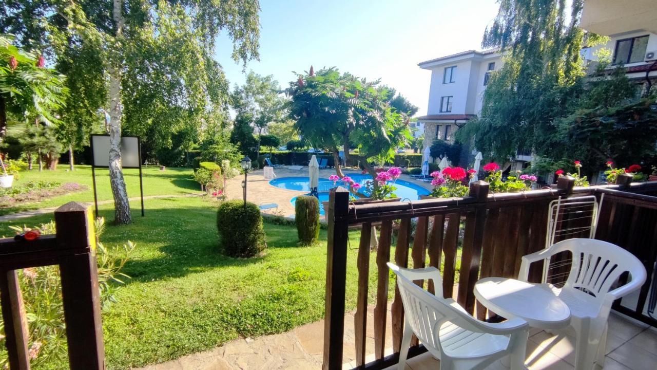 Marina Delfin Apartments - Top Location & Pet Friendly Sveti Vlas Ngoại thất bức ảnh