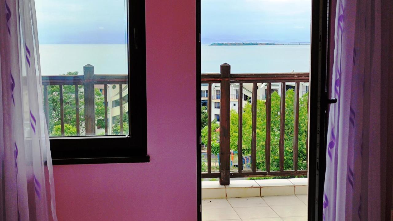 Marina Delfin Apartments - Top Location & Pet Friendly Sveti Vlas Ngoại thất bức ảnh