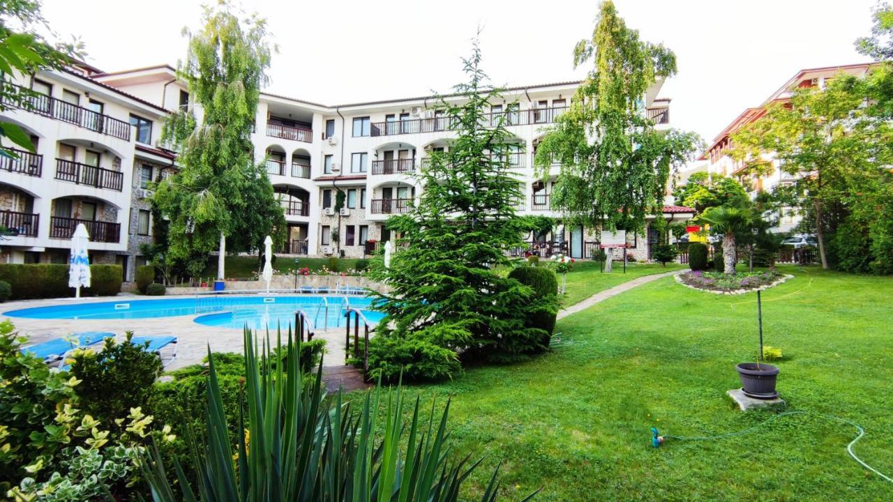 Marina Delfin Apartments - Top Location & Pet Friendly Sveti Vlas Ngoại thất bức ảnh