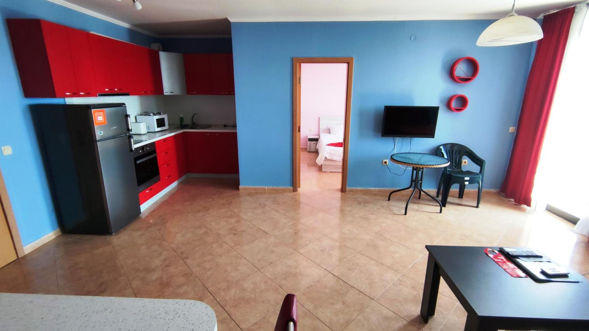 Marina Delfin Apartments - Top Location & Pet Friendly Sveti Vlas Ngoại thất bức ảnh