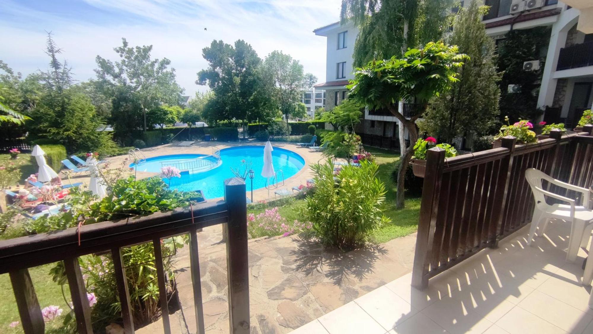 Marina Delfin Apartments - Top Location & Pet Friendly Sveti Vlas Ngoại thất bức ảnh